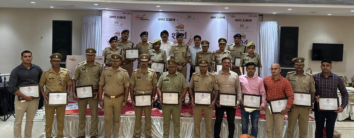 Policemen honored for their bravery
