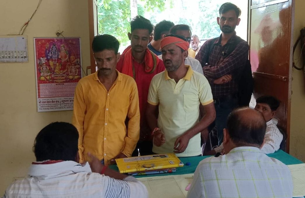 Angry villagers surrounded the sub-station due to non-change of transformer.