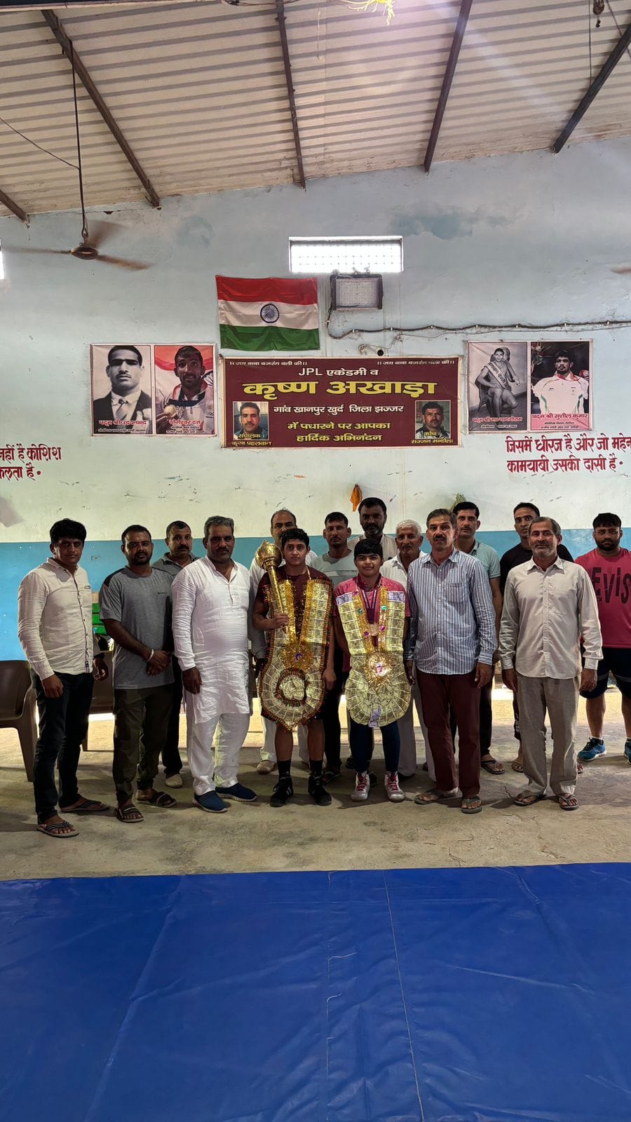 Krishna Akhara Khanpur honored wrestlers Neha and Anjali