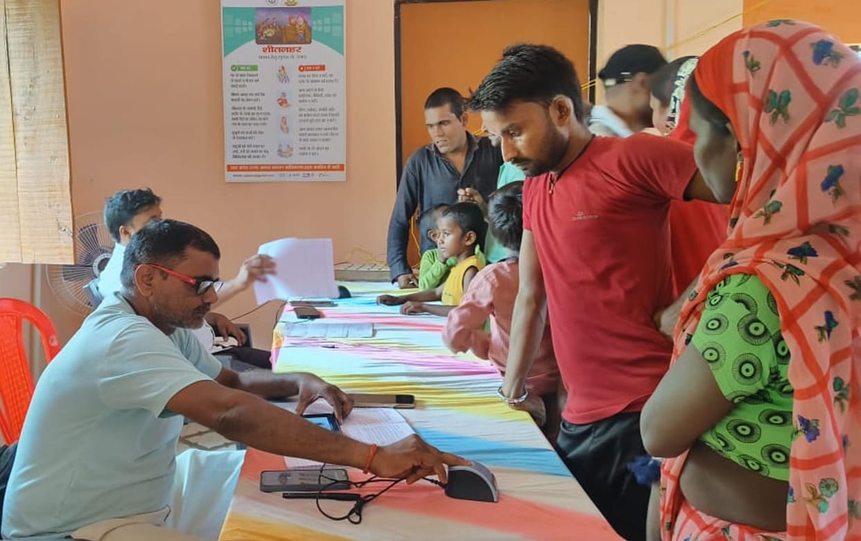 Work started in two shifts at the main post office, 301 Aadhaar cards updated