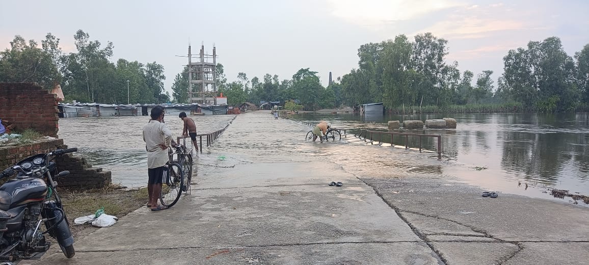 Traffic affected due to waterlogging on the bridge