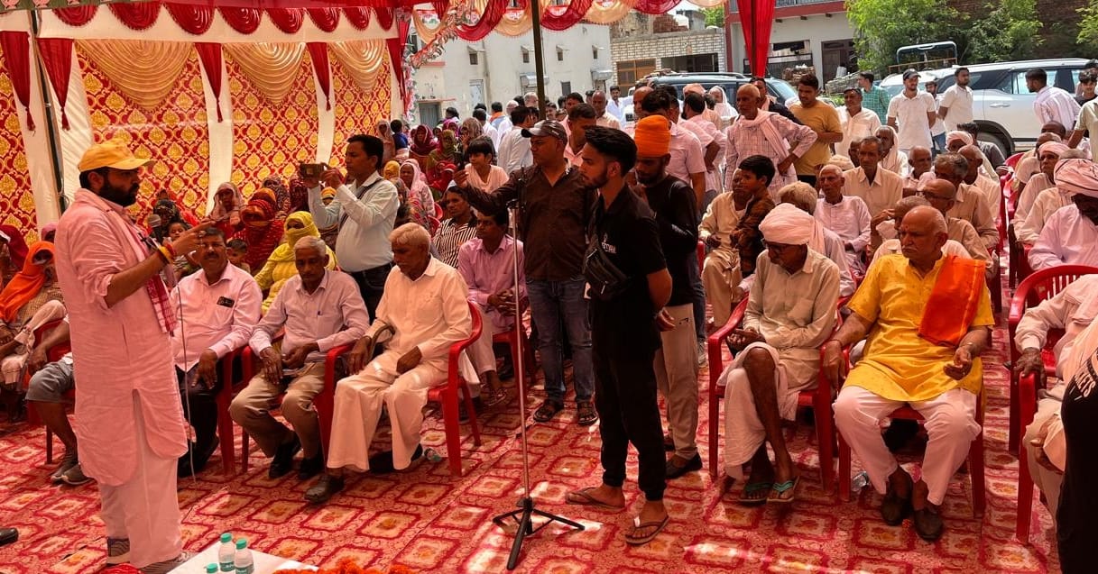 If Congress government is formed, Ahir will pass the regiment in the House: Chiranjeev