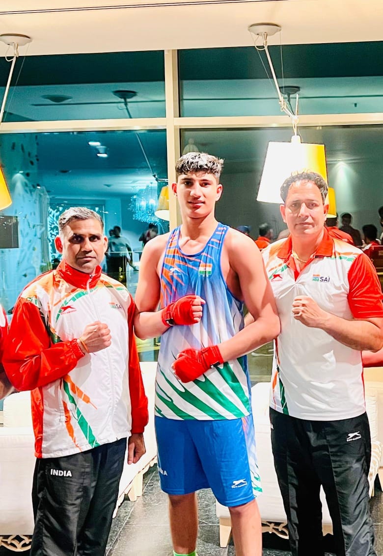 boxer hemant will play in america