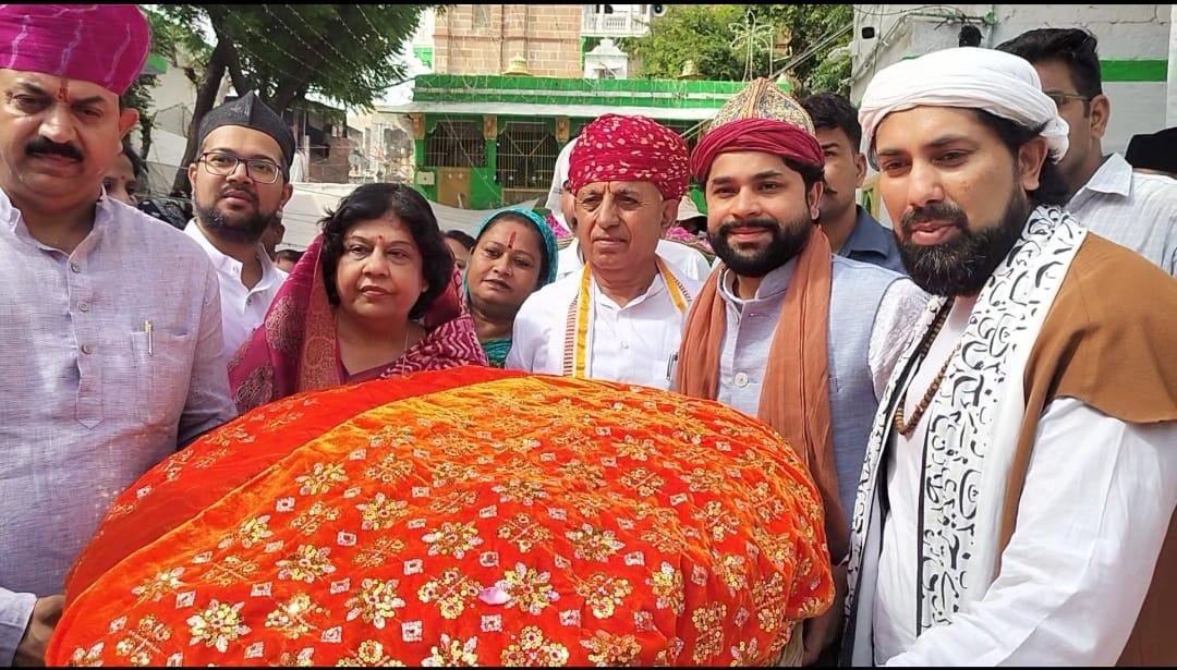 Alka Gurjar said that India should once again become a golden bird