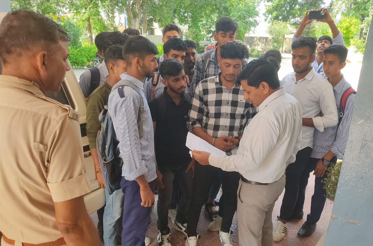 Operators of private buses are not accepting passes