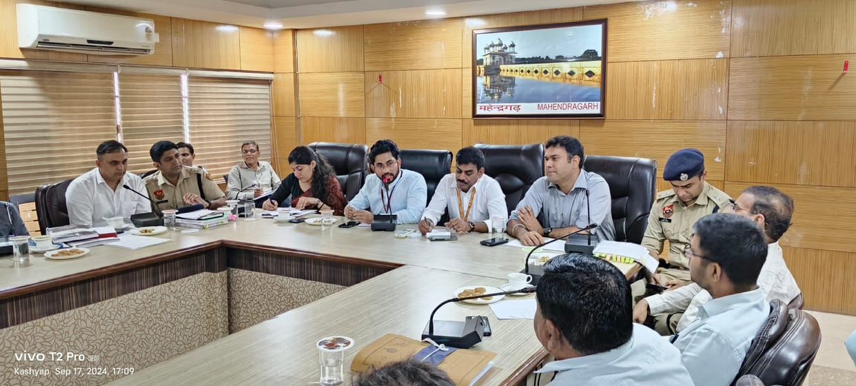 Meeting of political and educational institutions