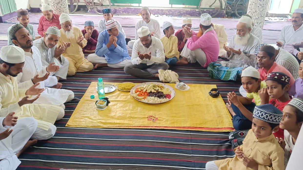 Sabir prayed for the country's progress in Kulsharif of Pakistan