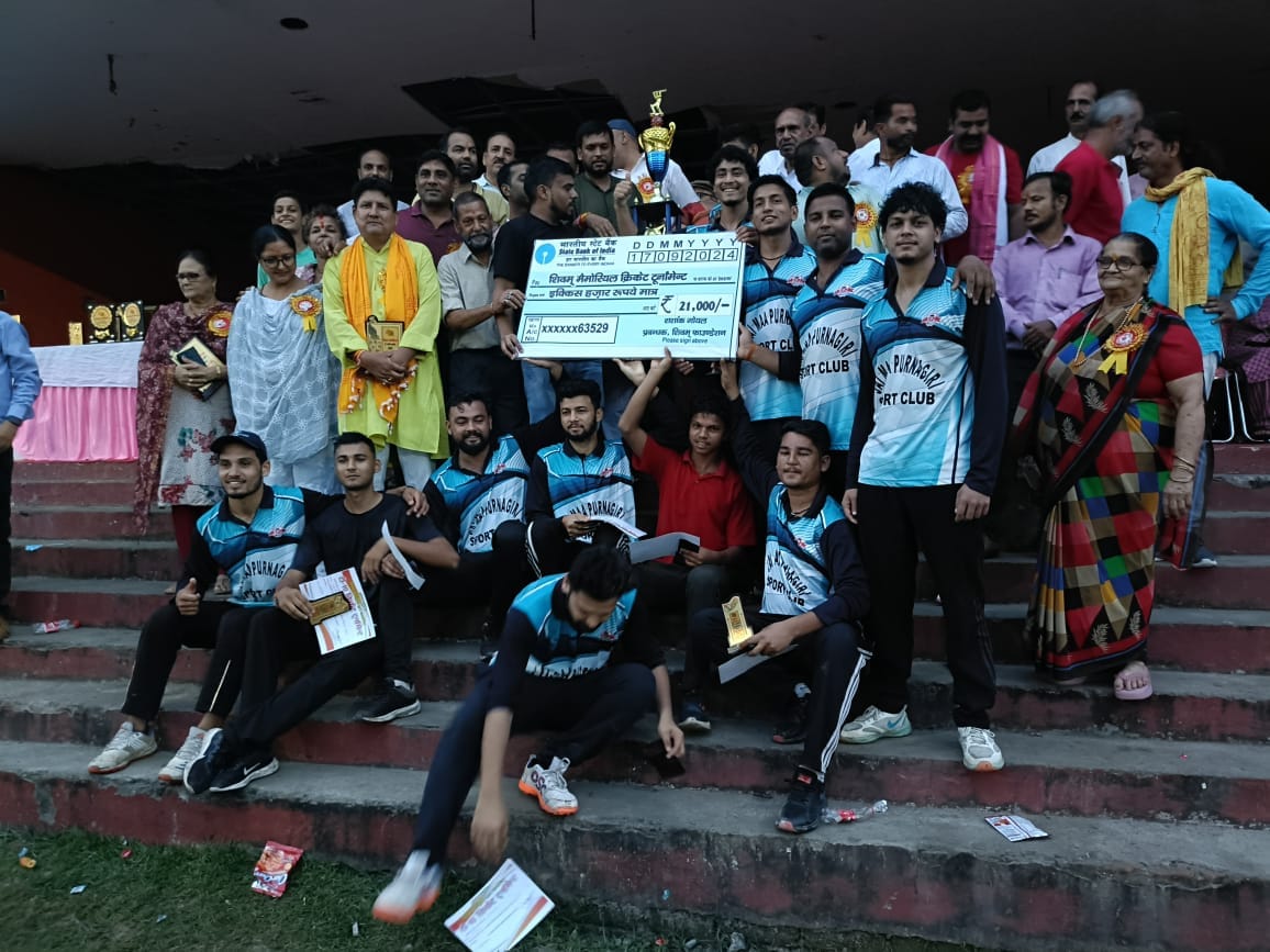 Uchouligoth won the final of T-10 cricket