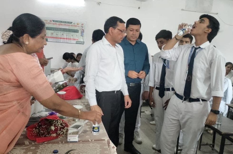 Target set to feed Albendazole tablets to four lakh 80 thousand children in the district