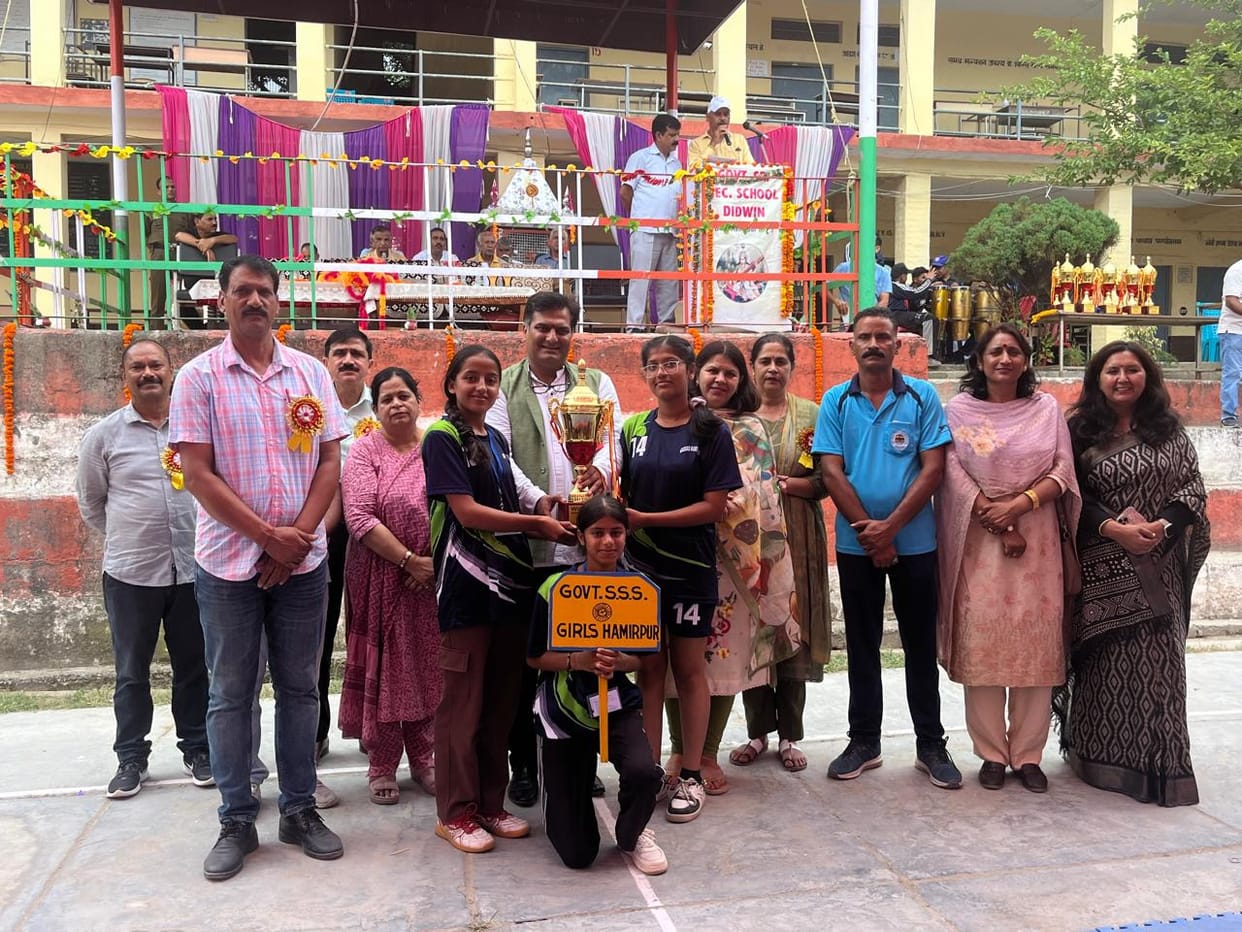 Kanya Hamirpur in Kabaddi, Kuthera School winner in Kho-Kho