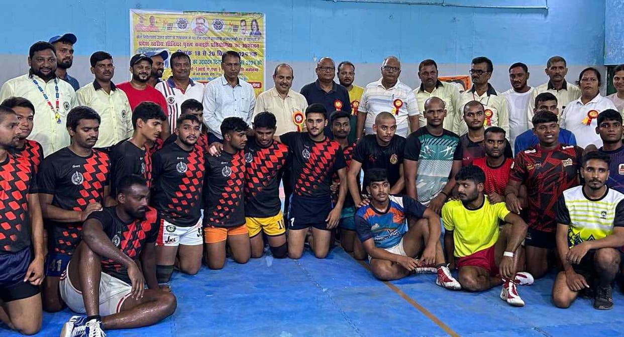 Kabaddi players showed their strength in state level competition