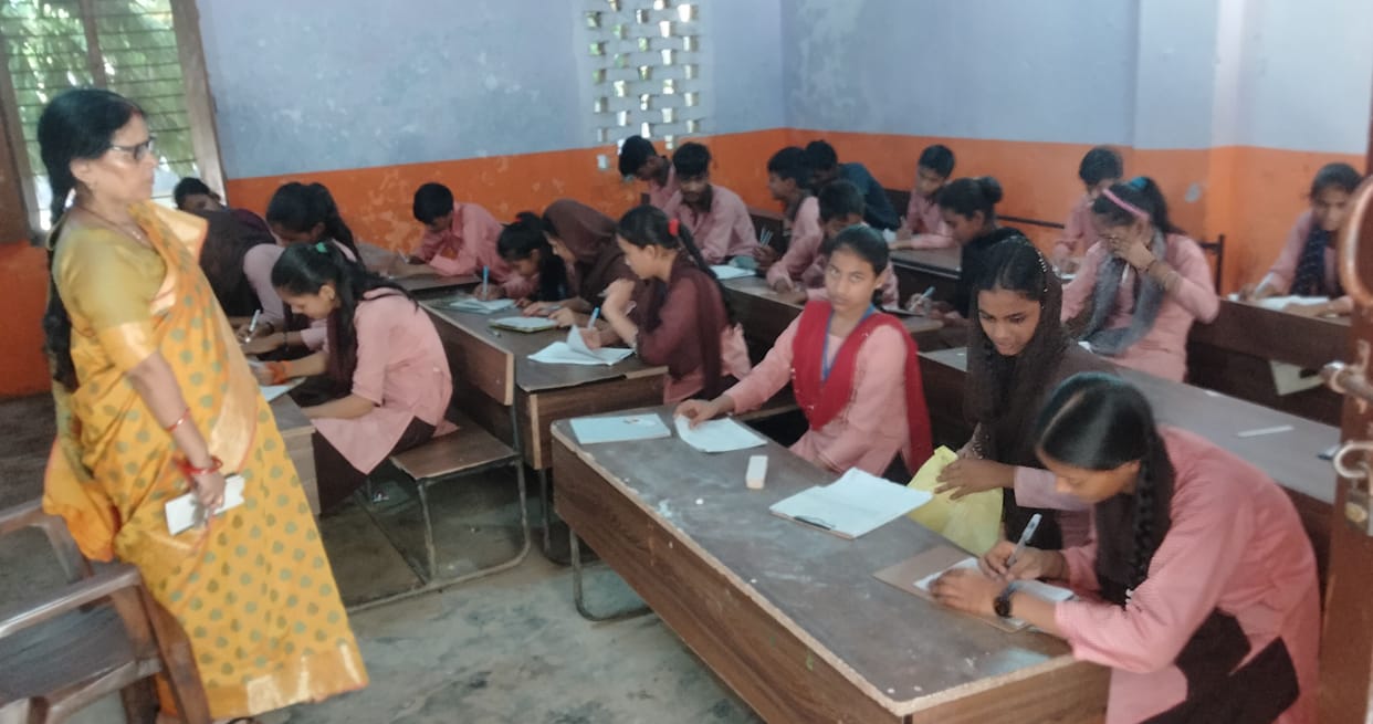 Teachers conducting examinations at private expense in council schools