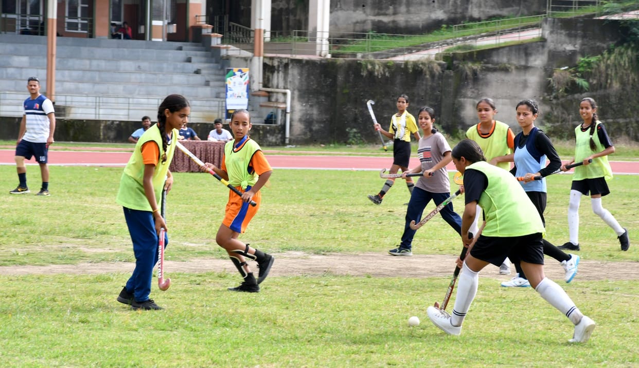 Hamirpur team defeated Swahal 4-0