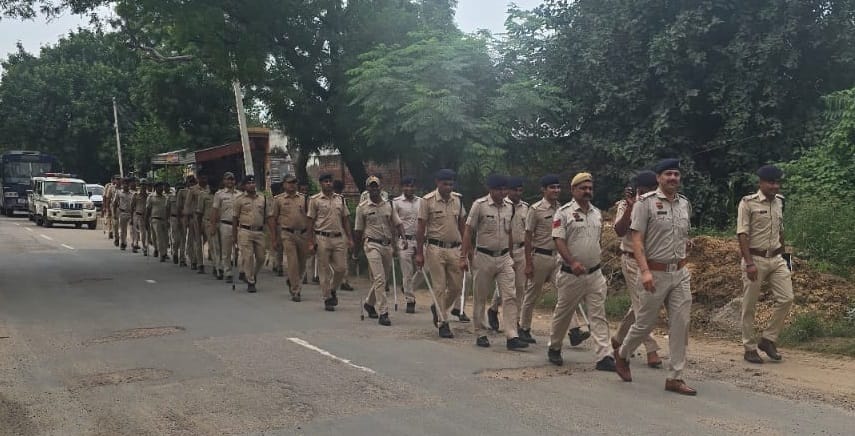 Police and RPF soldiers took out flag march