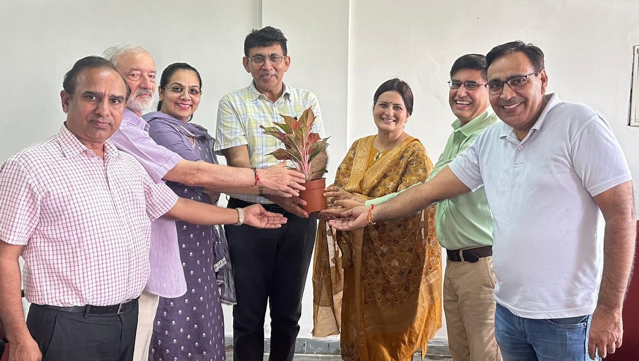 Malhan inspired students for successful career