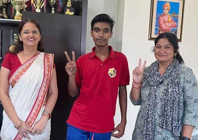 Rustam won bronze medal in fencing