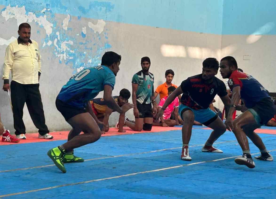 Host Devipatan Mandal shines, players will face each other in the final today