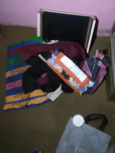 When called to police station, women tried to create a jam
