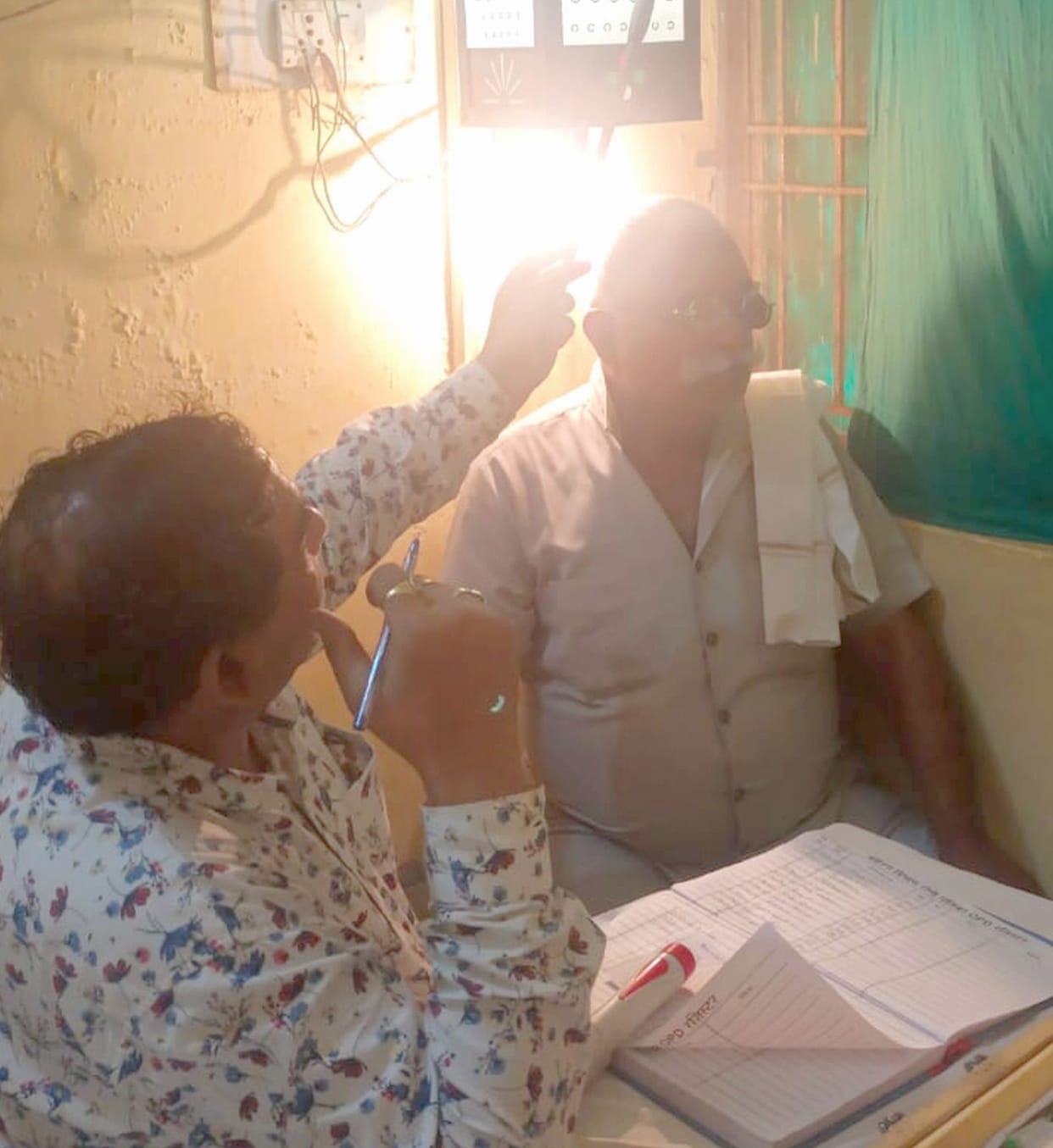 Eye patients increased in rain, infection is spreading