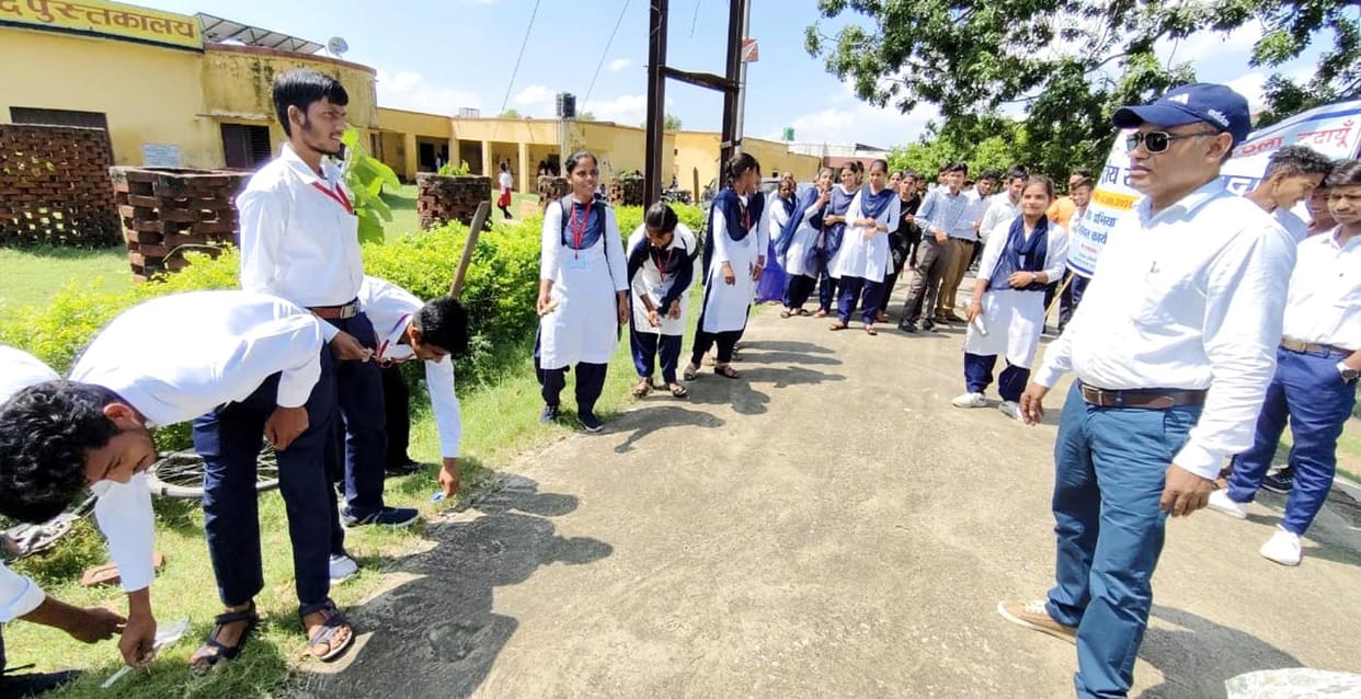 Volunteers cleaned Ganga Ghat and the college campus