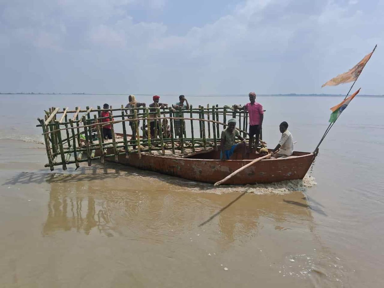 42 villages surrounded by floods, five council schools closed