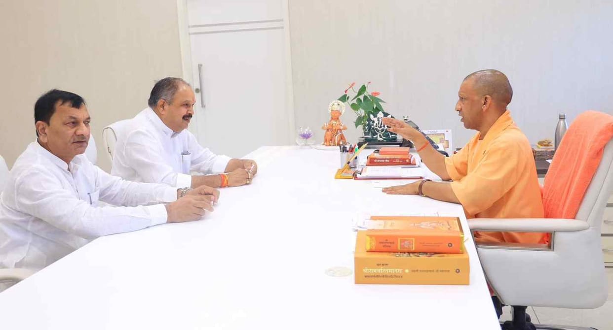 MLA met CM, told the plight of flood victims