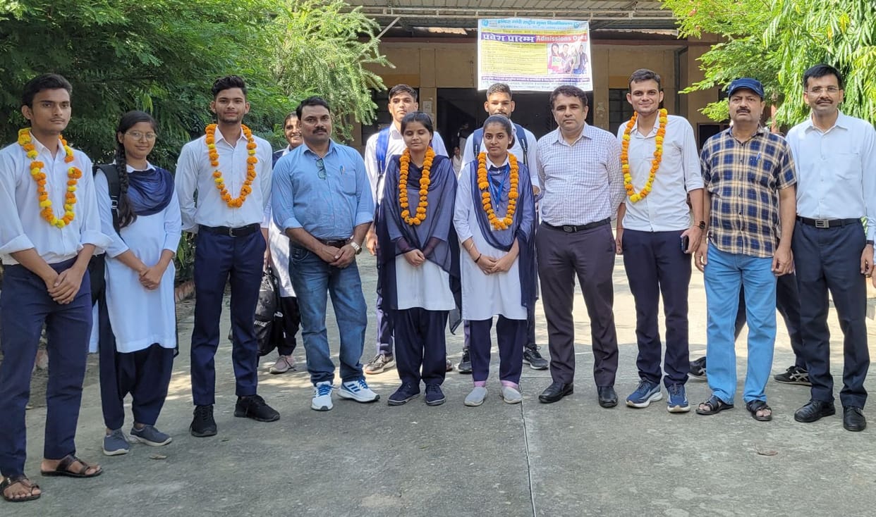 Nikhil became the president of Hindi Sahitya Parishad