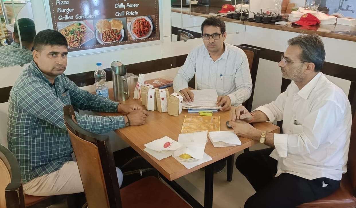 Samples of paneer, khoya and samosa taken from restaurants and hotels