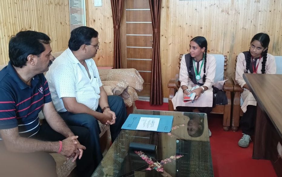Dialogue program on qualitative education in Bharari and Laungani school