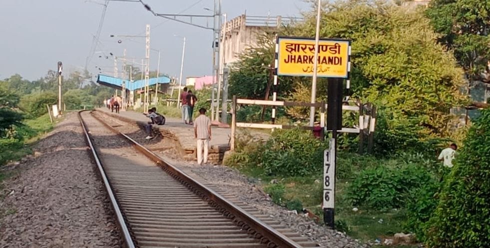 22 track friends were created to monitor the railway lines