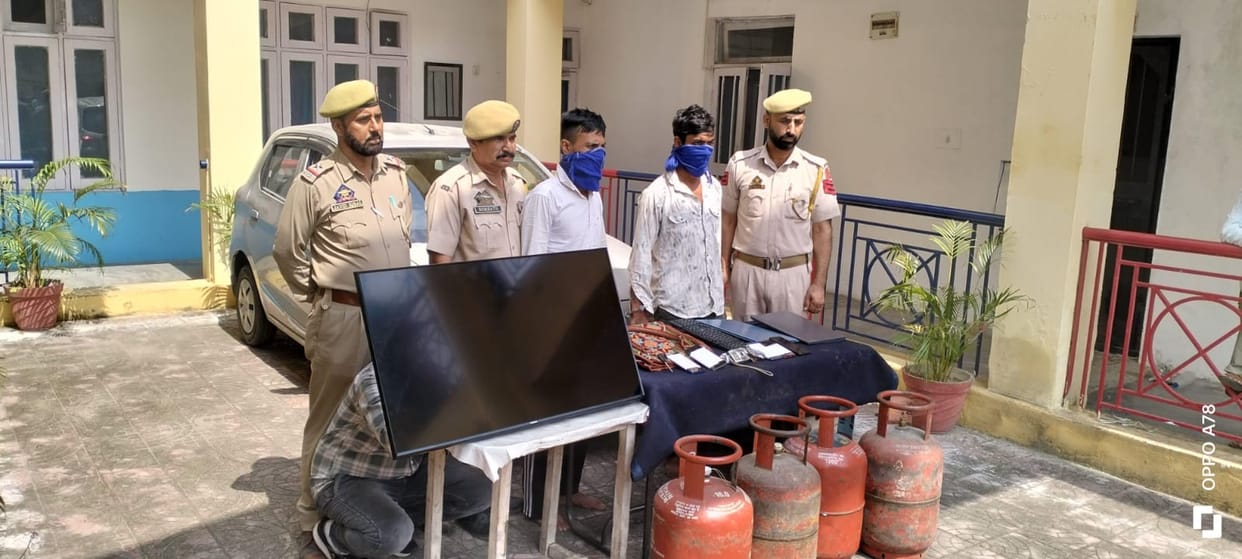 Two Theives Arrested
