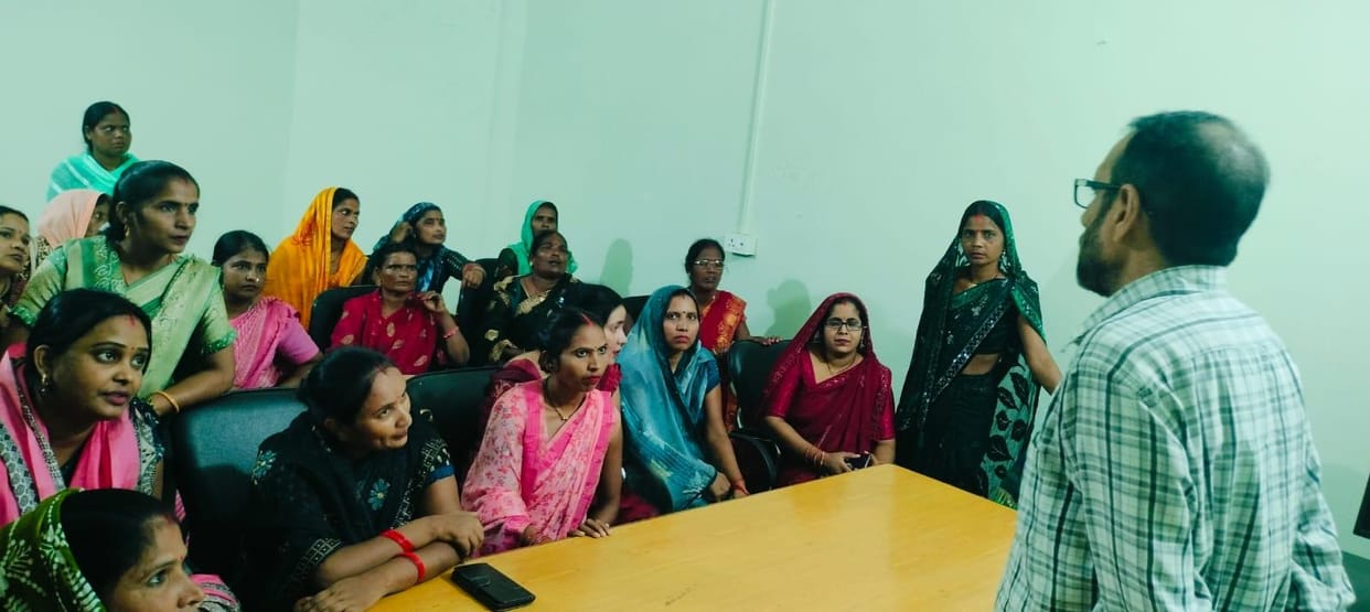 Group Sakhi surrounded DC NRLM