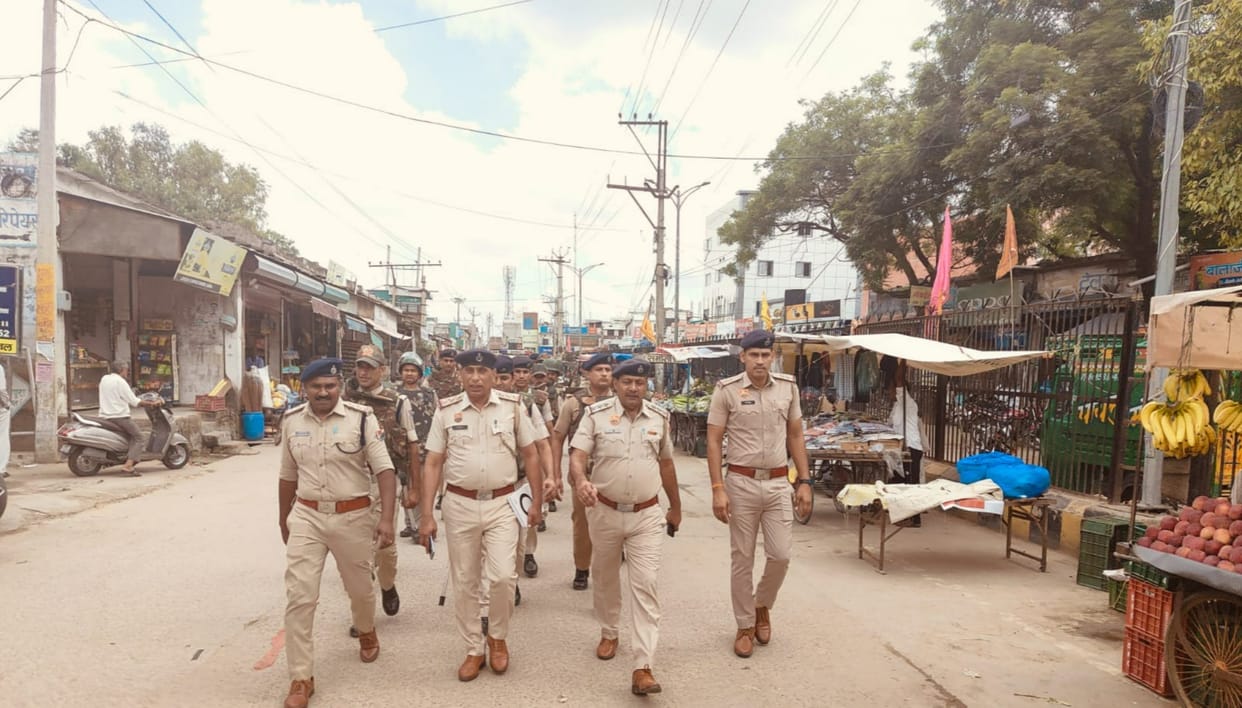Police and paramilitary forces conducted flag march