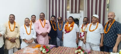 Dal Bahadur becomes president of block chief association, Dharmendra general secretary