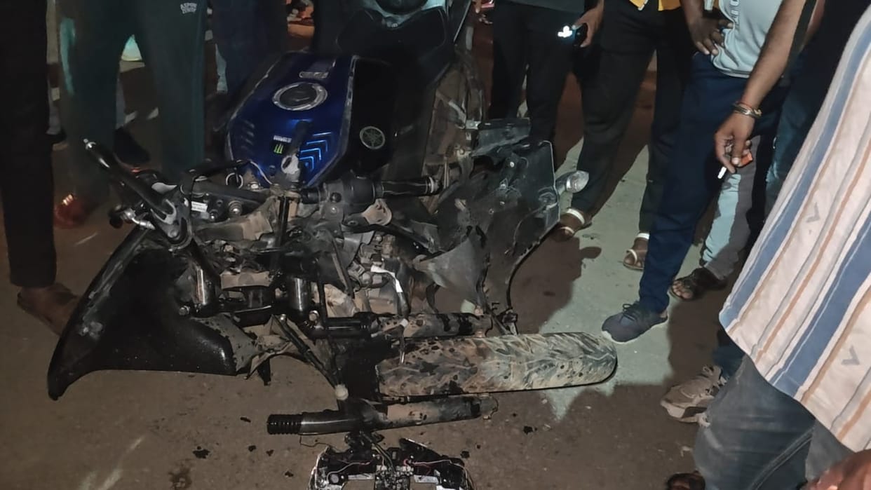 Danger of fast motorcycle, bike hits auto; Challenger; Man in auto killed; condition of two