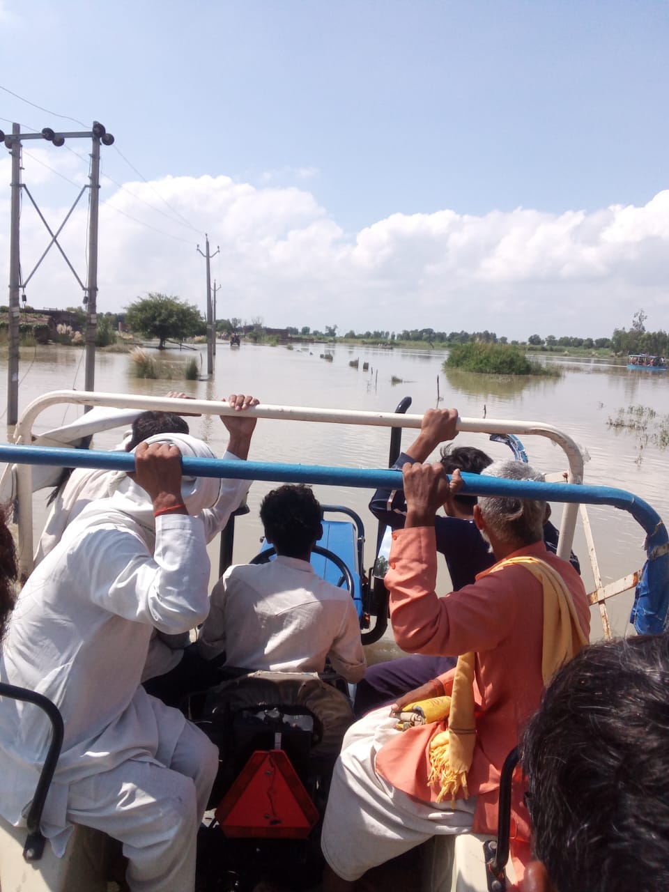 Water level started decreasing rapidly in all rivers including Ganga, Ramganga
