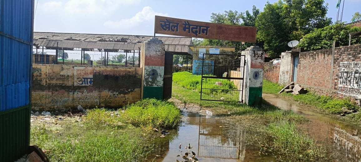 Players are troubled due to waterlogging at the gate of the playground