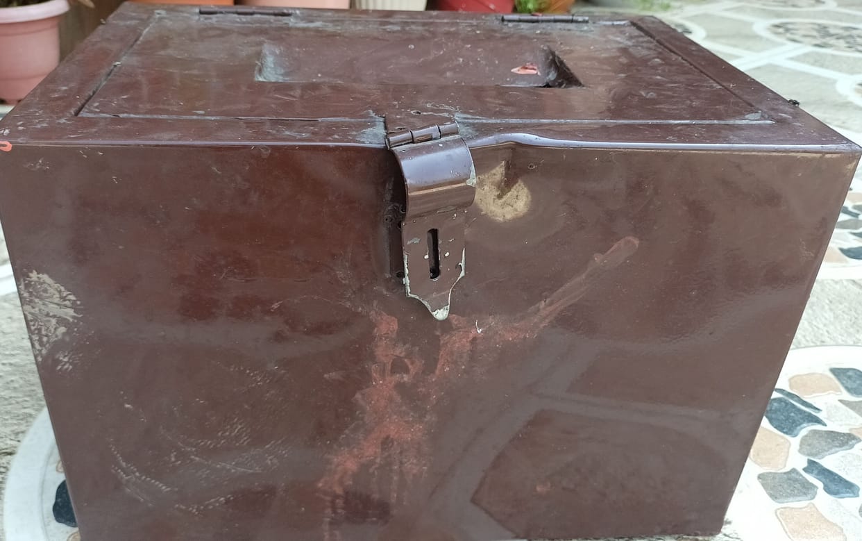Three locks broken in Durga Mata temple, cash stolen from donation box