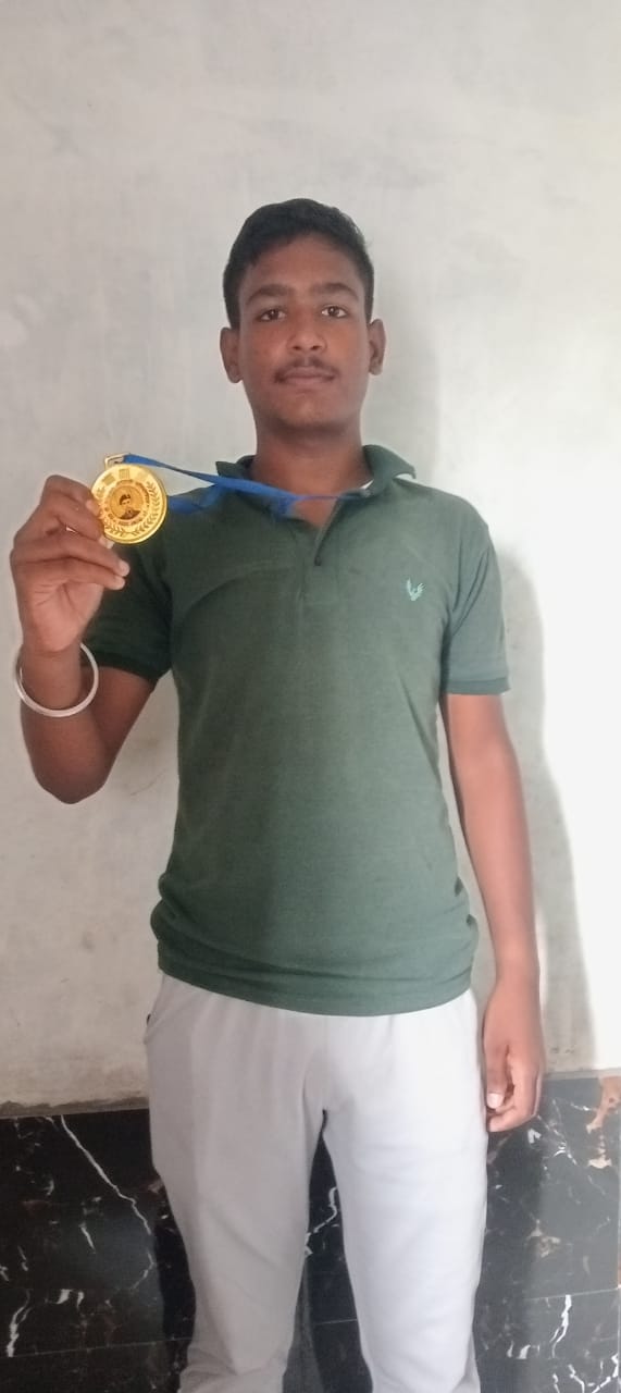 Bilsanda's Vishesh won gold medal in divisional archery competition