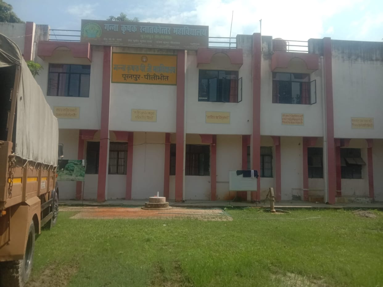 Conflict with the management committee over the appointment of lecturers, the principal resigned