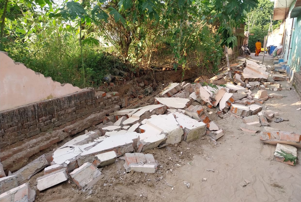 Laborer dies after being crushed by falling boundary wall of temple