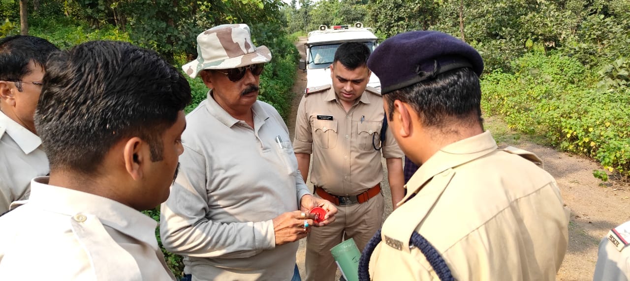 Explosive firecrackers were planted on the railway track in Khandwa