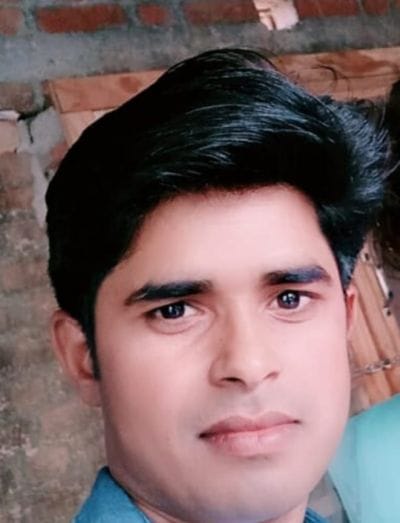 A young man injured in a road accident died during treatment