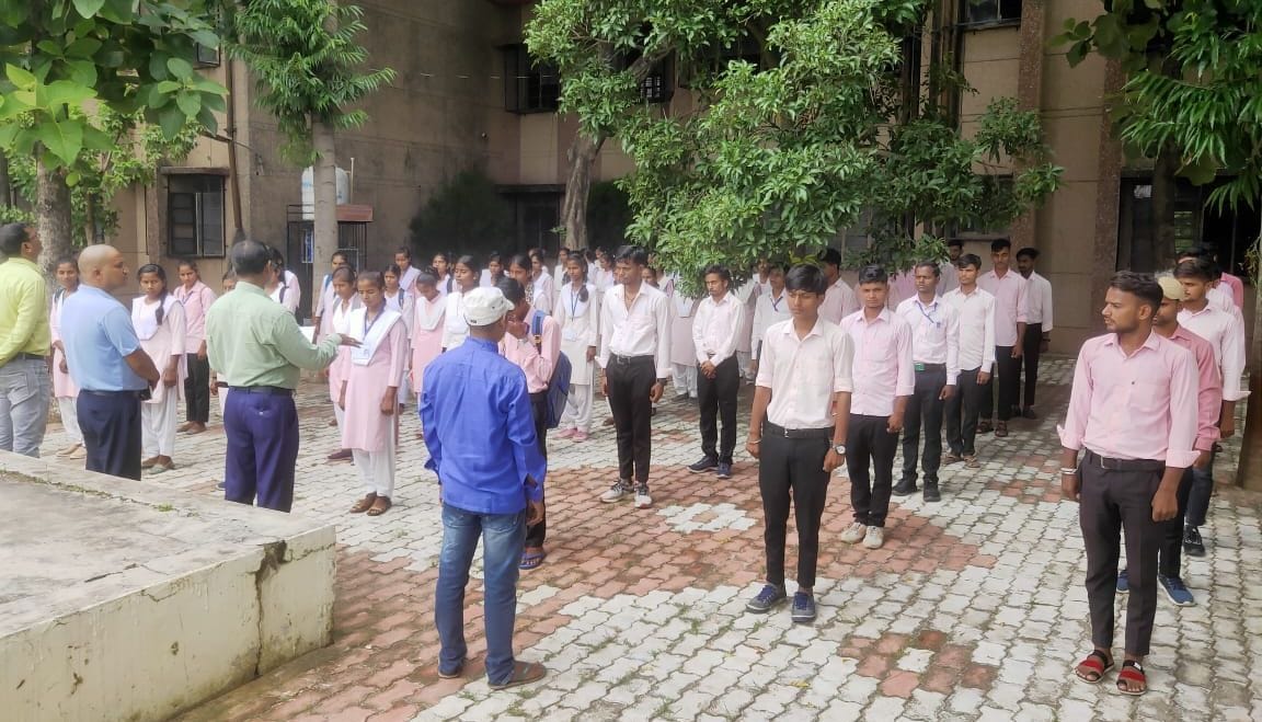 Donate labor for two hours a week, keep cleanliness: DM