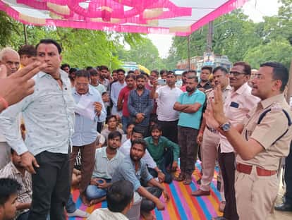 Bundi News : Angry people closed the market and took out a procession over the kidnapping of a minor