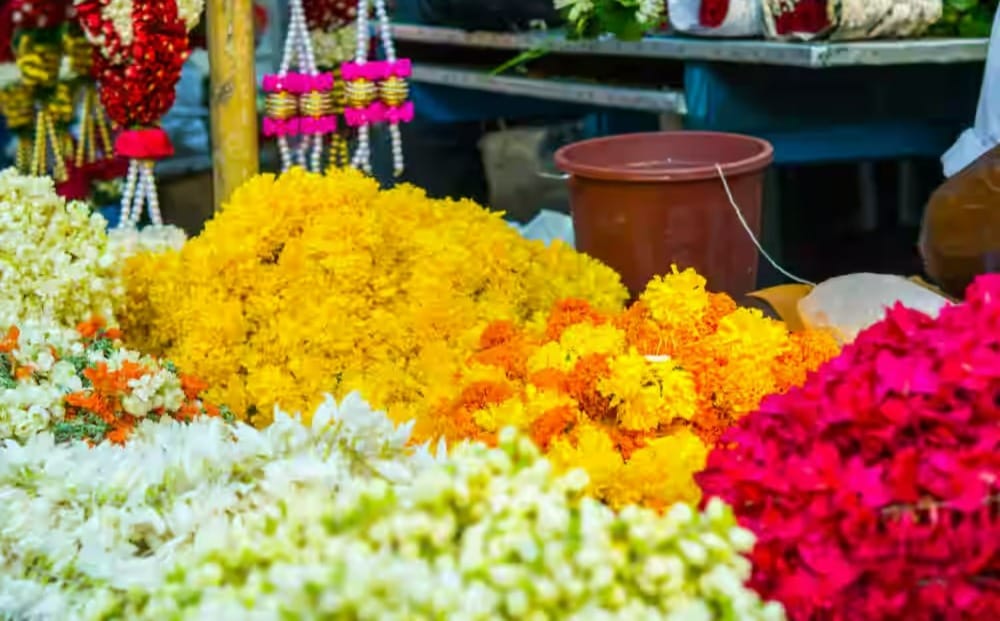 Flower market fragrant due to elections