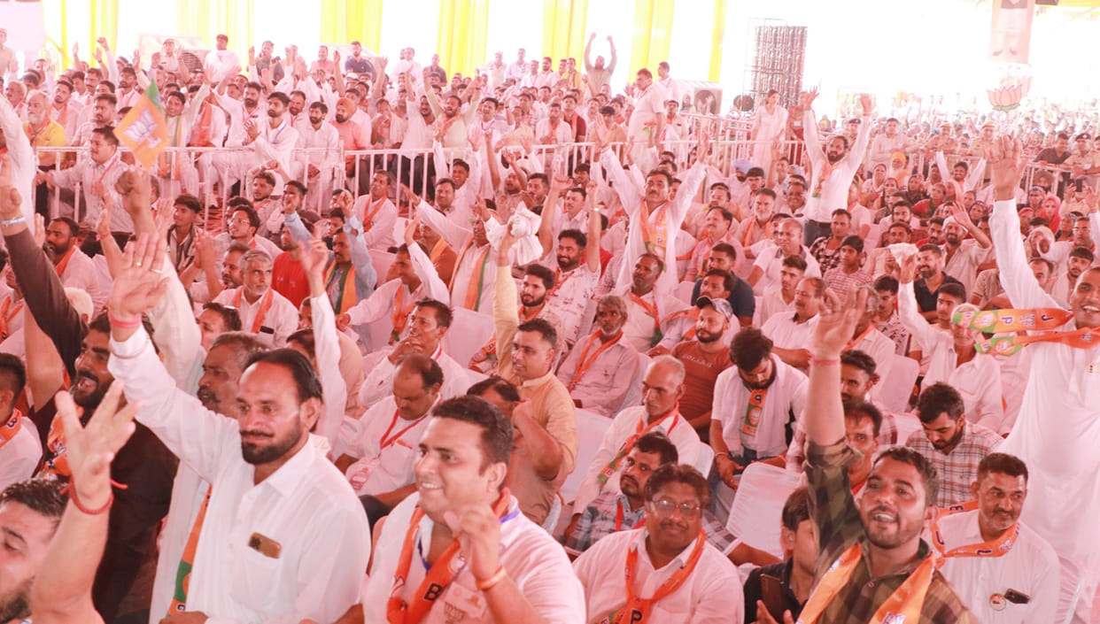 Slogans of Pakistan Zindabad are being raised in Congress rallies and Rahul Gandhi is unable to stop them: Amit Shah