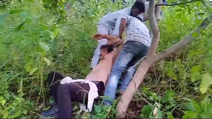 A young man fell into a ditch 50 feet down along with his bike from Bhainsaghat in Damoh