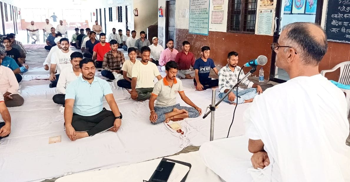 Following Ashtanga Yoga is the real worship of God: Dayanand