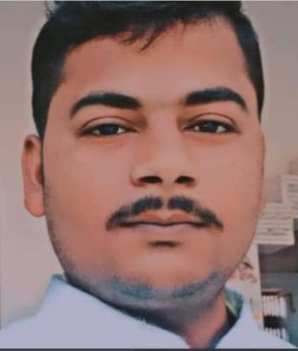 Youth coming home from Delhi dies in road accident